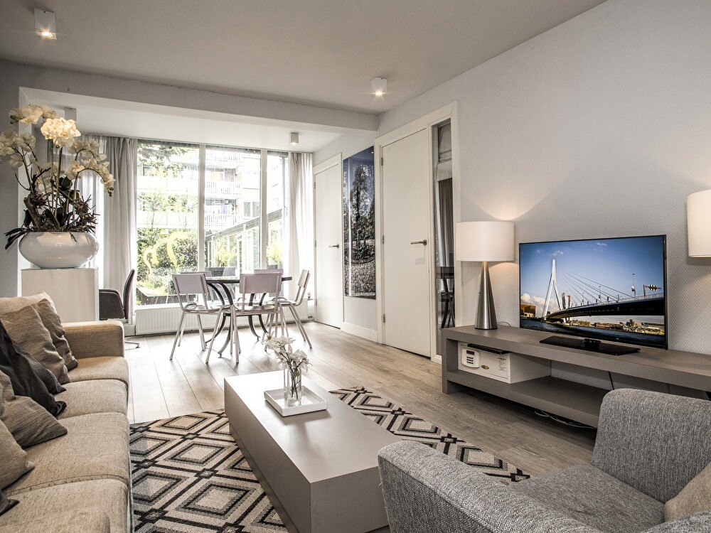 Family Garden Apartment