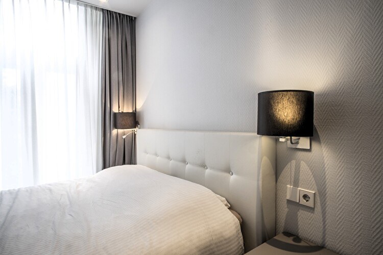 Balcony Apartment - Bedroom
