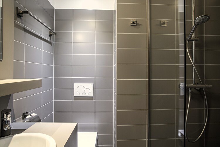 City View Suite - Bathroom