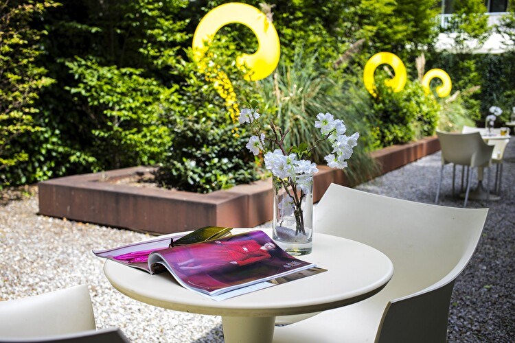 Family Garden Apartment - Garden