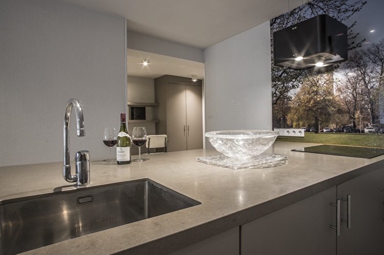 Family Garden Apartment - Kitchen