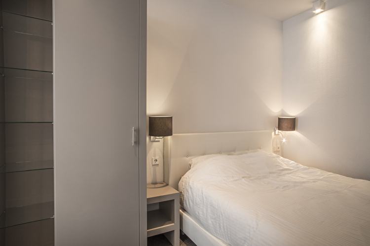 Garden View Apartment - Bedroom