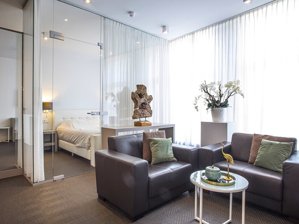 Canal View Apartment - Overview